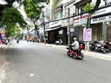 Hình ảnh hót Bán gấp 2 tầng mt nguyễn hoàng Quận Hải Châu 73m2   chỉ 7 tỷ 2