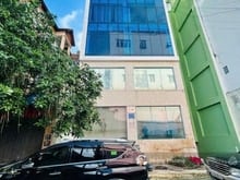Hình ảnh Bán tòa nhà văn Phòng ngay ngã tư Thủ Đức 30tỷ/770m2.