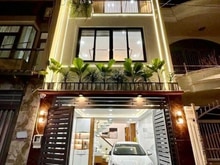 Hình ảnh Bán gấp nhà siêu đẹp Nhiêu Tứ,P7,Q.PN.80m2.Giá2tỷ830.sổ sẵn