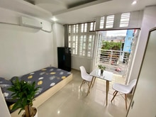 Hình ảnh Trống Sẵn Studio Full Nội Thất Bancol Ngay Đường Lũy Bán Bích