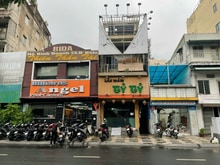 Hình ảnh Cho thuê nhà MT ngay Phố Tây Quận 1; DT: 4x20m ; 4 tầng giá chỉ 6x tr