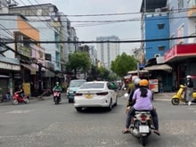 Hình ảnh Bán nhà đẹp, MTKD q8 đường Tạ Quang Bửu 27mx 2tầng Giá 3.x tỷ