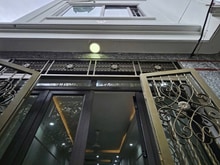 Hình ảnh Bán nhà 5 tầng ở ngay phố Ngọc Trì, full nội thất, giá tốt