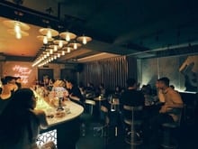 Hình ảnh Cho thuê mặt bằng Bar Chill Q1 ngay chân cầu Ba Son