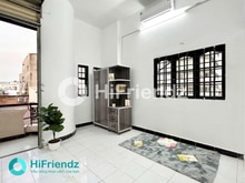 Hình ảnh Phòng Ban-công mới cách Phú Lâm 6 phút