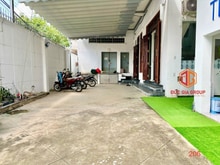 Hình ảnh Hạ giá từ 15 tỷ xuống còn 9,5 tỷ cho biệt thự ngay trung tâm Biên Hòa