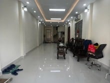 Hình ảnh Cho thuê nhà mặt tiền TRẦN QUỐC HOÀN, DT 55m2, MT 4.5m, Giá 28tr