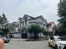 Hình ảnh Bán khuôn đất 10x20m An Phú, Quận 2 ngay chi cục thuế, chỉ 35 tỷ