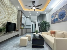 Hình ảnh Quan Nhân Nhà Đẹp Ở Ngay 30m/5 tầng chỉ 5.7 tỷ.