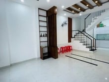 Hình ảnh Nhà mới gần Vincom Lê Văn Việt, 2 tầng, giá chỉ 3ty nhỉnh TL.