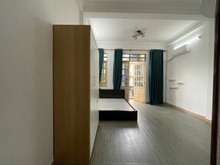 Hình ảnh Trống phòng studio có ban công