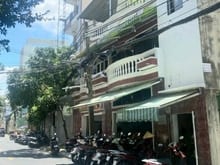 Hình ảnh nhà 3 tầng mặt tiền tản viên khu sân bay