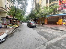 Hình ảnh HIẾM : 4T -62m phân lô , oto vào - vài bước ra phố , tiện ích bạt ngàn