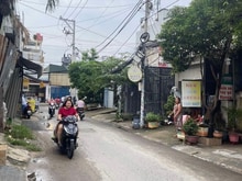 Hình ảnh Chính chủ bán nhà 3 Tầng, 77m2, Hẻm 8m thông, Shr, Giá 4,1 tỷ.