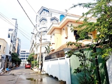 Hình ảnh Bán Biệt thự phố 171m2, Đường Kinh dương vương, sát Tên Lửa, giá 14tỷ.