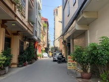 Hình ảnh Bán nhà đẹp ngô quyền--hà đông 🍀7,99 tỷ
ôtô vào tận nhà dt42m mt 4m