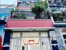 Hình ảnh Ngộp, bán nhà 2 lầu, HxT 4x14 Huỳnh Thiện Lộc, 7,3 tỷ