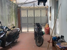 Hình ảnh Cần bán nhà ngõ 374 Âu Cơ, Tây Hồ giá chỉ 4.3 tỷ, 31m2x3T, SĐ