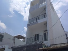 Hình ảnh Chính chủ cần bán nhà 1 Trệt 2 Lầu 1 Sân Thượng 4x13 giá 7 Tỷ 2