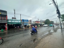 Hình ảnh Cho thuê nhà MT Bùi Văn Hòa, nhà mới đẹp MBKD tốt