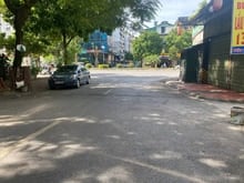 Hình ảnh Bán 30m2 đất kinh doanh mặt phố Ái Mộ, Bồ Đề, Long Biên.