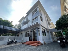 Hình ảnh Cho thuê biệt thự Hưng Thái Phú Mỹ Hưng Q7- Căn góc dt lớn giá 40triệu