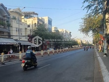 Hình ảnh Giảm giá! Cần bán nhà 1 trệt 2 lầu đường 30/4, Vũng Tàu - Chỉ 13 tỷ