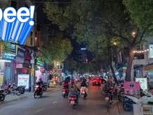 Hình ảnh Mặt Tiền Khu Ẩm Thực Ngày Đêm Vạn Kiếp Chỉ 13,5 Tỷ, 33M2, Với 5 Tầng