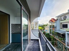 Hình ảnh Cho thuê nhà full nội thất Q7 + bancol