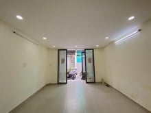 Hình ảnh Bán nhà hẻm xe hơi Lạc Long Quân dtsd 65m 3 tầng chỉ 2 tỷ 949.