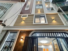 Hình ảnh Bán GẤP nhà 98 Thích Quảng Đức,P5,Phú Nhận, 50m2, 3 tỷ 750tr, sổ sạch