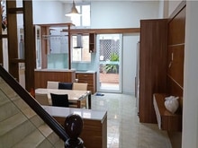 Hình ảnh Cần cho thuê căn nhà 1 trệt 3 lầu 43tr/th hẻm xe hơi Nguyễn Văn Hưởng