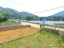 Hình ảnh Bán đất view hồ phú mãn tay chạm nước 90.2m nở hậu full thổ cư 3.7 tỷ.