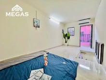 Hình ảnh Nhà Gác Suốt 1 Trệt - 1 Lầu, Có Máy Lạnh, Nhà Nguyên Căn, Ngay Phan An