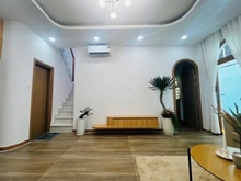 Hình ảnh Nhà Đẹp Mới Mịn - Sát Quận 1 - Nhỉnh 4 tỉ, dọn vào ở ngay