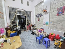 Hình ảnh Ngộp, giảm 100tr giá mới 4,6 tỷ Nhà 3 tầng, SHR,Đường 4m, gần Gigamall