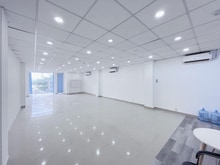 Hình ảnh Văn phòng 70m2 Mặt tiền Nguyễn Xí, BT chính chủ cho thuê giá rẻ