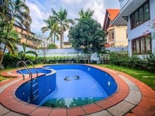 Hình ảnh Biệt thự cho thuê MT Nguyễn Ư Dĩ Thảo Điền, 3 tầng, hồ bơi + sân vườn