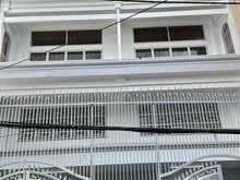 Hình ảnh Nhà nguyên căn hẻm xe hơi đường Hồng Bàng - Nhà mới đẹp
