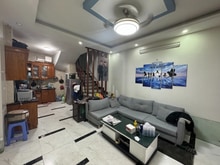 Hình ảnh Chỉ hơn 5 tỷ có nhà 5 tầng - Ngõ nông - 10m ra ô tô - Rộng rãi ở ngay