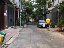 Hình ảnh HIẾM: Nhà 4 tầng, giáp Quận 2, ô tô ngủ trong nhà – Chỉ 6.X tỷ