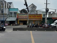 Hình ảnh Bán gấp nhà 3 tầng mặt tiền đặng thúc vịnh hóc môn 200m2 chỉ 18 tỷ