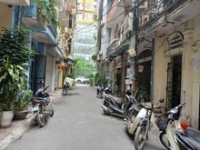 Hình ảnh Bán nhà Nguyễn Văn Huyên đường ô tô tránh, 55m2, 5t, mt 4m, 14.5 tỷ.