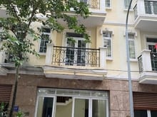 Hình ảnh Cho thuê nhà liền kề 96 Nguyễn Huy Tưởng. Dt 80m*5T*MT 5m.Giá 40tr/th