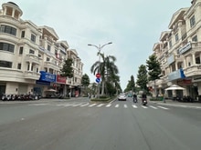 Hình ảnh Bán nhà phố 5 tầng HXH Phan Văn Trị 72m2 hàng xóm Cityland P.10 GV