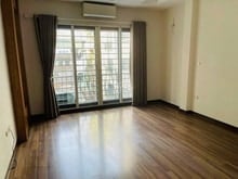 Hình ảnh Cho thuê căn nhà phân lô ngõ 98 đường Hạ Yên, phường Yên Hòa, Cầu Giấy