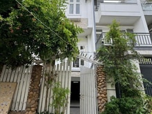 Hình ảnh Biệt Thự MINI Lê Quang Định, Hẻm Xe Hơi, 74M2, 5 Tầng Có Hầm, 9.3 Tỷ