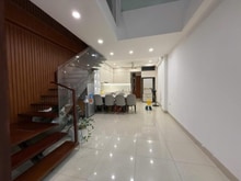 Hình ảnh Nhà dân xây, 2 thoáng, ngõ rộng, ô chờ thang máy, dt58m, 5t, ở ngay.