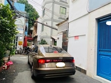 Hình ảnh 5,85 tỷ TL, Nhà 3 tầng ở ngay, DT 4x10m, oto đậu cửa gần mặt tiền