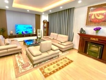 Hình ảnh Biệt thự Hoàng Cầu 100m2 x 5 tầng thang máy, ô tô , MT 12mm 49 tỷ